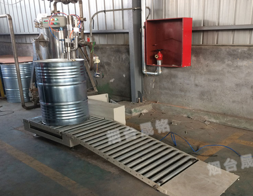化工液体称重灌装机200公斤大桶灌装秤